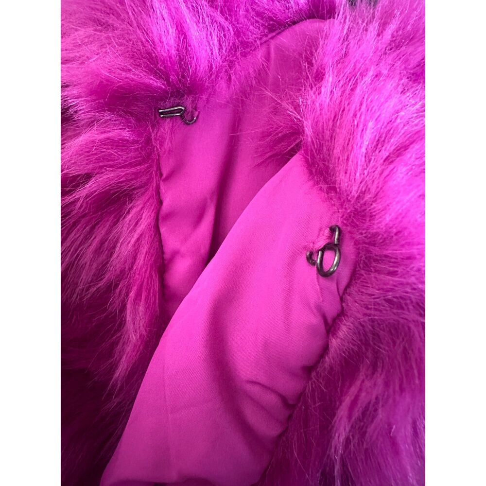 Faux Fur Pink Fuchsia Neon Magenta Crop Jacket size M Festival Statement Top - Picture 4 of 5